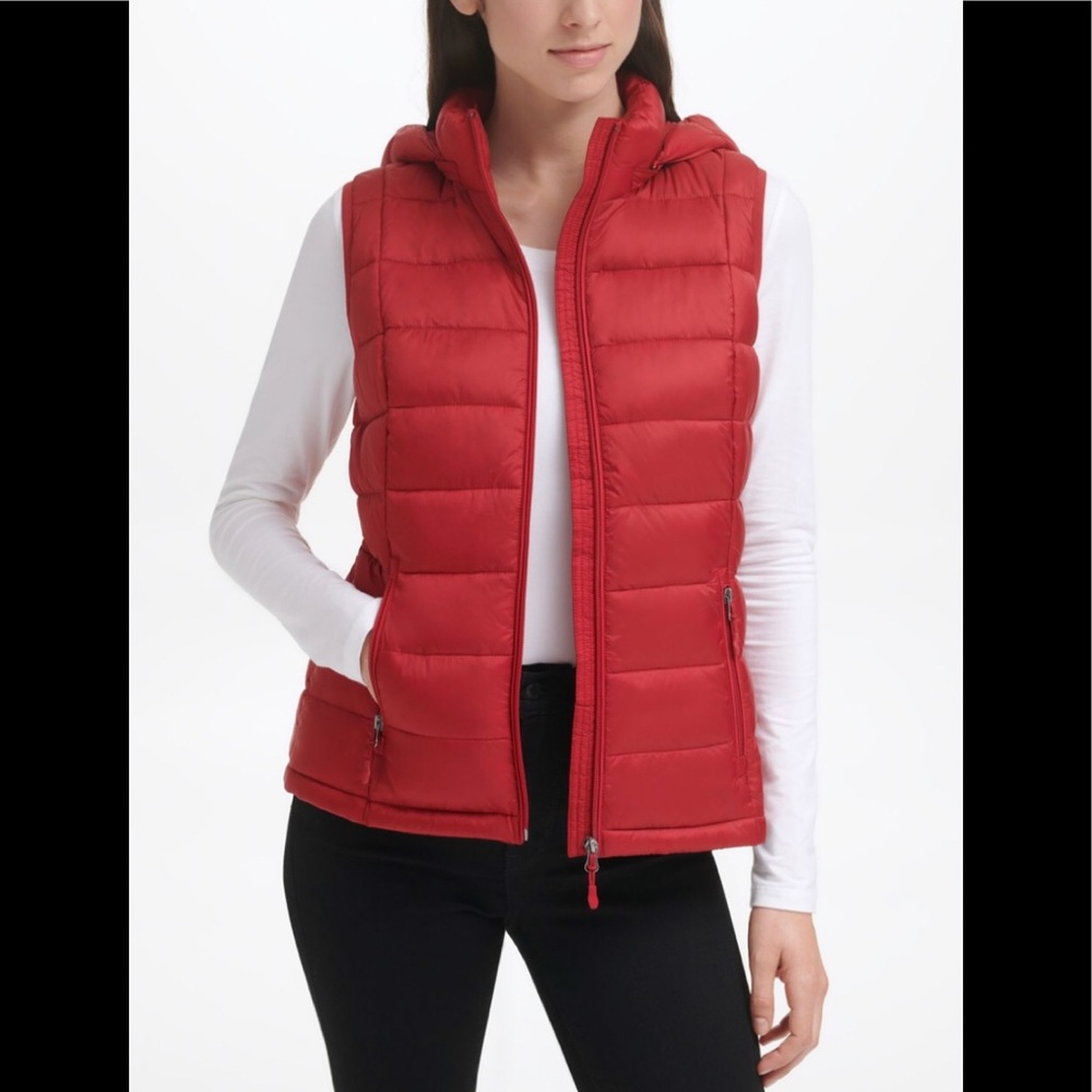 Charter Club Women's Packable Hooded Down Puffer Vest Created for Macy's Red XS